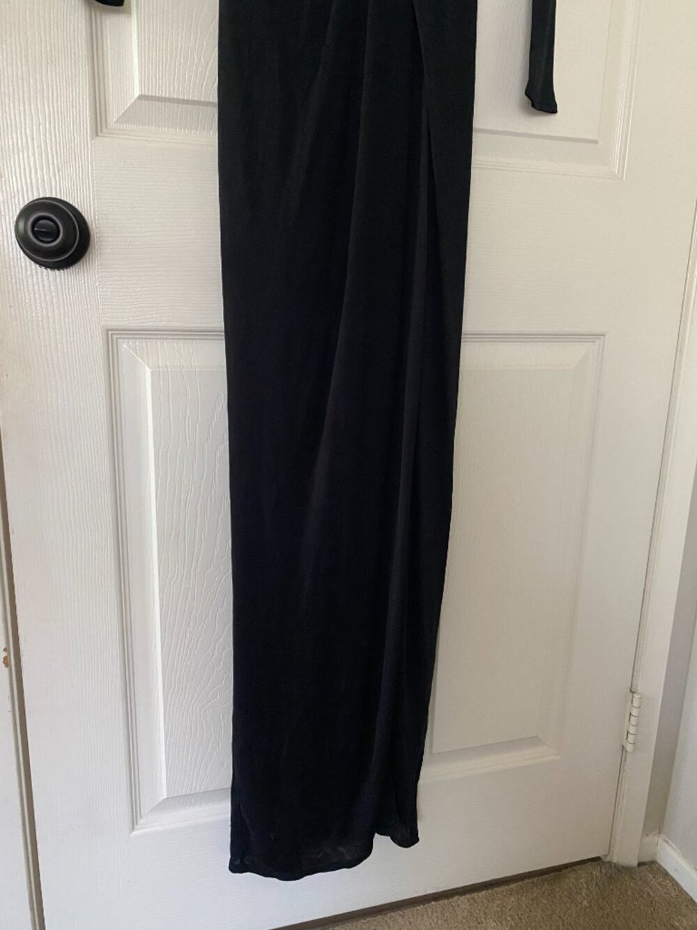 Reiss NWT | Lillian Plunge Detail Maxi Dress - Picture 4 of 16